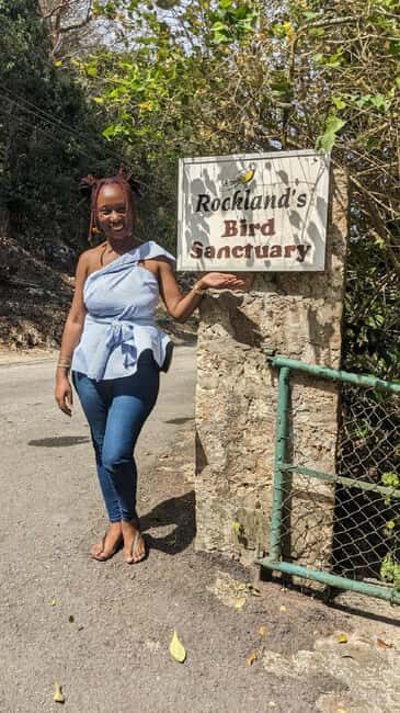 Montego Bay: Private Rocklands Bird Sanctuary Trip - The guided woodland walk: endemic Jamaica birds + winter guests
