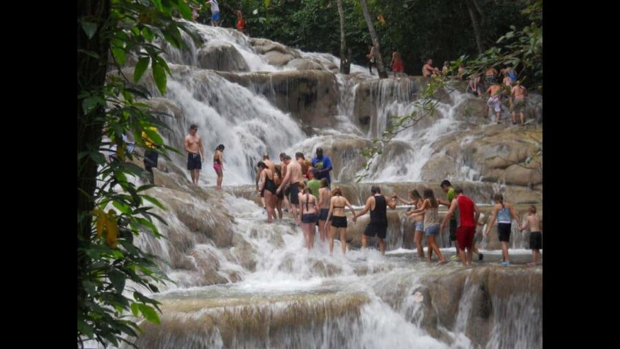 Montego Bay: River Rafting and Dunn's River Falls Day Trip - Key takeaways before you go