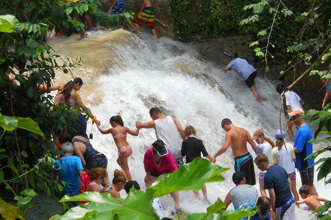 Montego Bay tour: Dunn's River Falls - Dunn’s River Falls: what the climb is really like