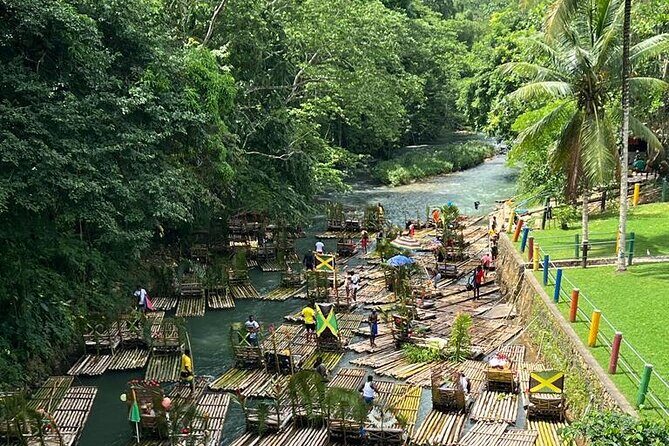 Montego Bay's Guided Bamboo Rafting Tour & Hip-strip Shopping - Tips and Small Choices That Affect Your Day