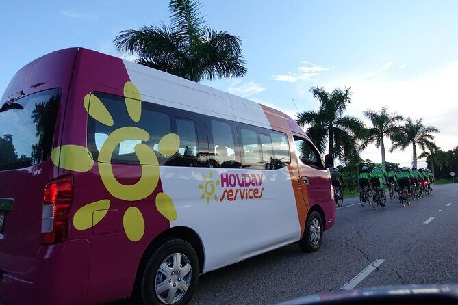 MontegoBay Airport to Ocho Rios: One way/Round Trip cheap Shuttle - The Ride Experience: Air-Conditioned Comfort and Real Shared-Stop Behavior