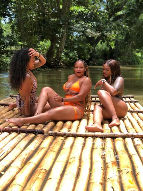 Montegobay: Rafting Tour with Limestone Massage - Limestone massage reality check: foot treatment is included, length varies