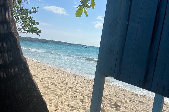 Negril 7 Mile Beach and Ricks Cafe Tour - Group size, feel, and how to pack for real beach time