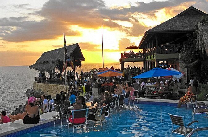Negril 7 Miles Beach, Ricks Cafe and Shopping - How the Negril Tour Timeline Works (Pickup to Return)