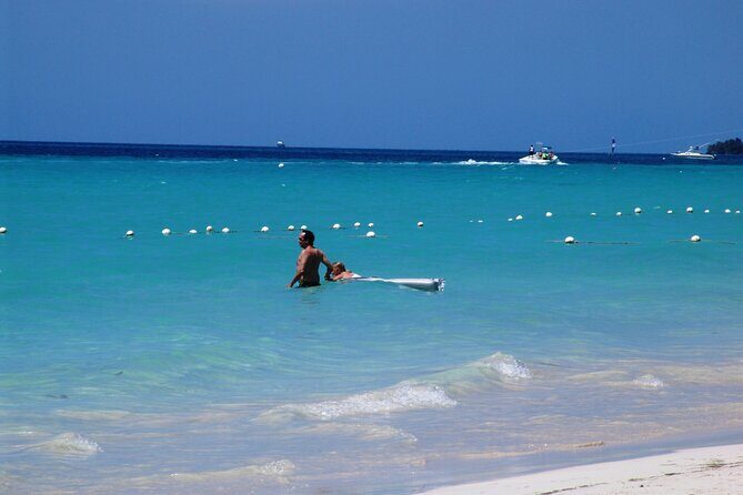 Negril Beach Beach Ricks Cafe and Sunset Tour - Key things to love about Negril Beach and Rick’s Cafe