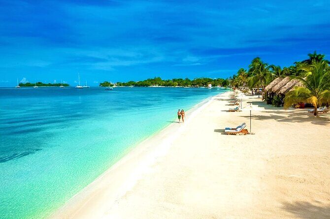 Negril Beach, Ricks Cafe and Margaritaville from Montego Bay - Rick’s Café Cliffs: The Sunset-Style Finale With Real Crowd Energy
