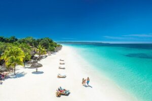 Negril Beach & Ricks Cafe from Montego Bay - Rick’s Café and the 35-foot cliff: sunset energy with built-in drama