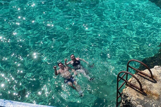 Negril day! beach and west end Cliffs with French Guide - Negril West End Cliffs: caves, swim stops, and cafe choices