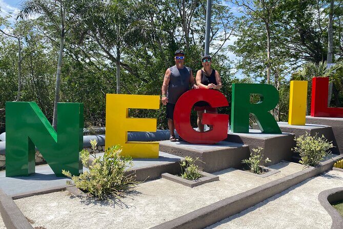 Negril day! beach and west end Cliffs with French Guide - Price and time: what $180 buys you on an 8-hour private day