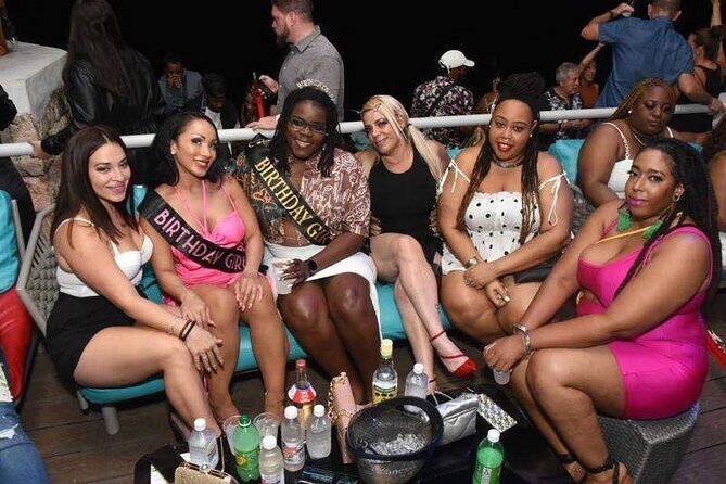 Night Life in Montego Bay&Clubbing I Pier 1, 27/27Lounge I Taboo - Music, lighting, and “the room” test you should look for