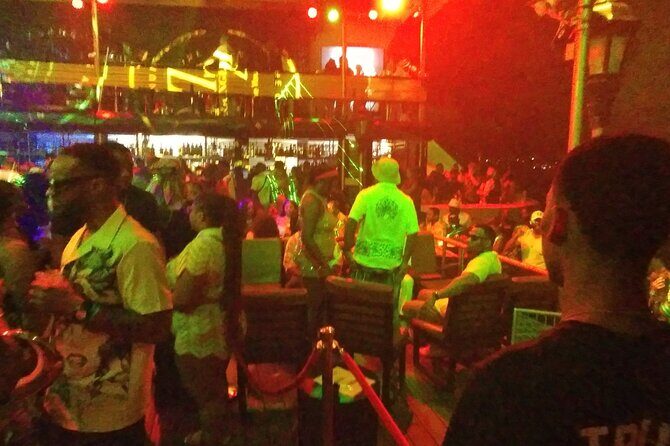 Night-life Party Club 2727 pick up and drop off in Montego Bay - The Hotel-Lobby Pickup and 4-Hour Flow