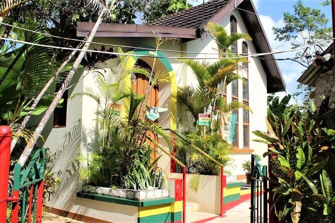 Nine Mile and Dunn's River Falls Day Trip from Montego Bay & Grand Palladium - What to bring: the packing list that keeps the day comfortable