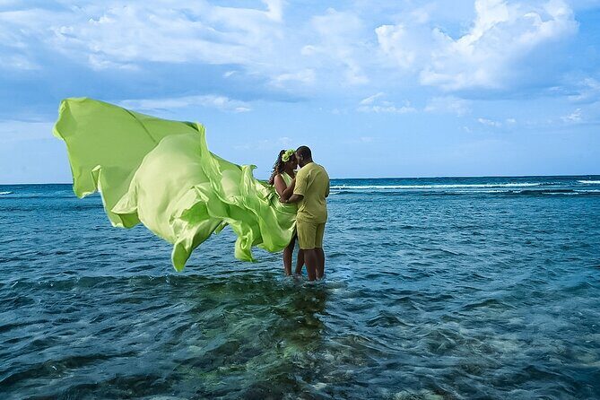 OceanShootJamaica Flying Dress, Montego Bay - Posing time: unlimited photos and real direction
