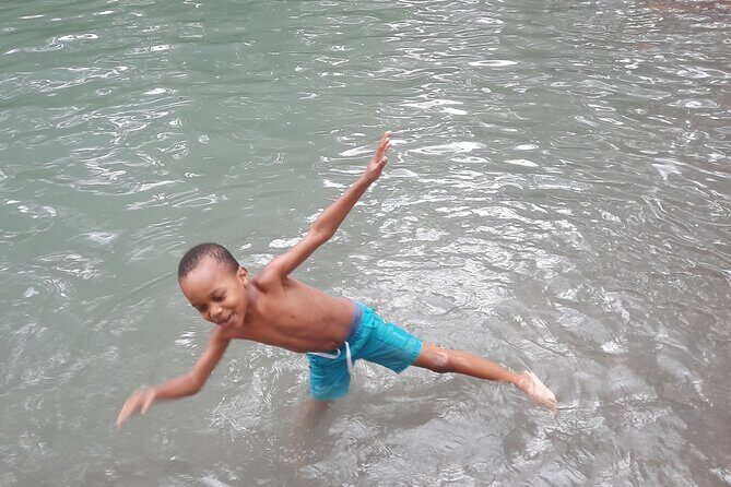 Omar's River Tubing from Montego Bay - What Happens Once You Arrive: Equipment and Safety First