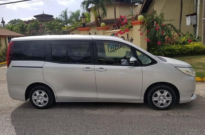Private Airport Transfer to Jewel Grande Montego Bay Resort - The booking flow: simple steps that prevent chaos
