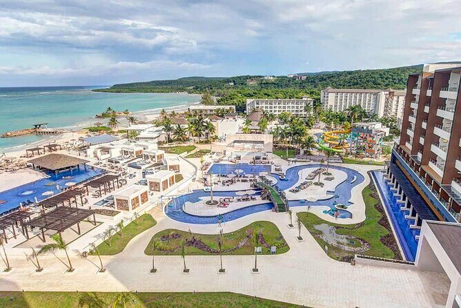 Private Airport Transfers to Royalton Blue Waters and White Sand - Key Things I’d Actually Notice