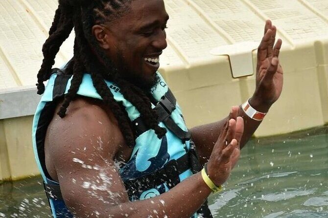 Private Dolphin Cove Adventure - Montego Bay to Dolphin Cove: what a private ride actually gives you