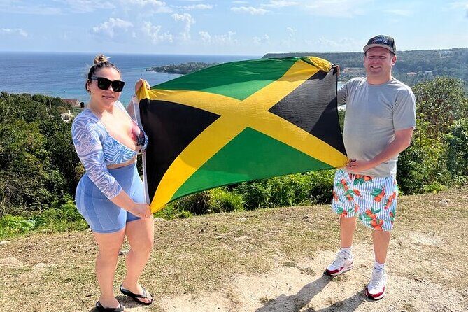 Private fun fill tour from Montego Bay to dunns river & blue hole - Dunn’s River Falls climb: your legs will get a workout