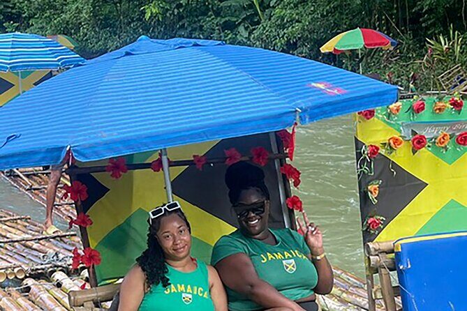 Private Jamaica Transport - Montego Bay arrivals meet-up: find Desroy Hitchman fast