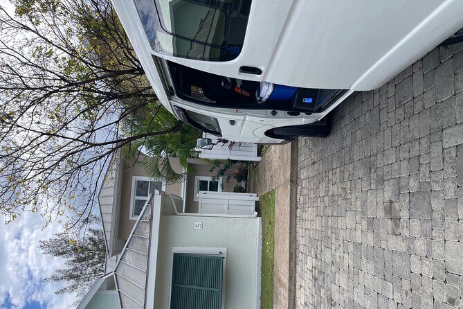 Private Jamaica Transport - Who this transfer is best for in Montego Bay