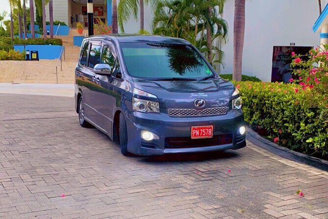 Private Montego Bay Airport Transfer to Hotels in Montego Bay - The Direct Ride to Your Hotel (and What You Can Expect Inside)
