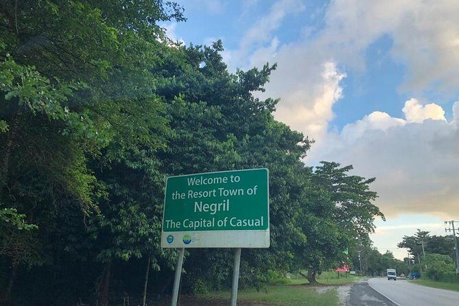 Private Montego Bay Airport Transfer to Negril - Photo stops, groceries, and practical errands