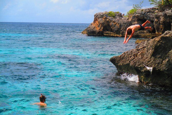 Private Montego Bay Airport Transfer to Negril - Price and value: what $42.50 per person really buys