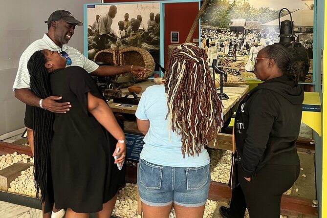 Private Montego Bay Customized Tour with Pickup and Guide - Pickup, timing, and how the guide keeps things from feeling rushed