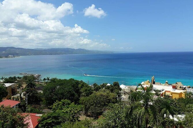 Private Montego Bay Highlights Tour - The Guides: Navar, Greg, Pete, J.J., and Jimmy Set the Tone