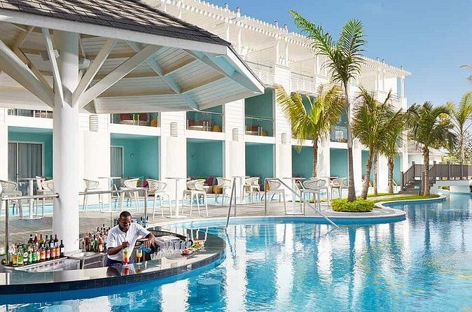 Private Montego Bay Jamaica Airport Transfer to Hotels in Negril - Who this transfer suits best (and who might shop around)