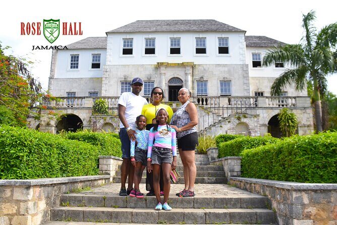 Private Montego Bay Shopping Tour with Transportation - Building the perfect mini-shopping plan inside Whitter Village