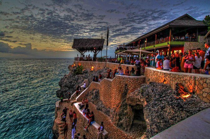 Private Negril Beach and Rick's Café from Montego Bay - The role of your guide: why Bradford, Tony, Sheldon, and Toni stand out