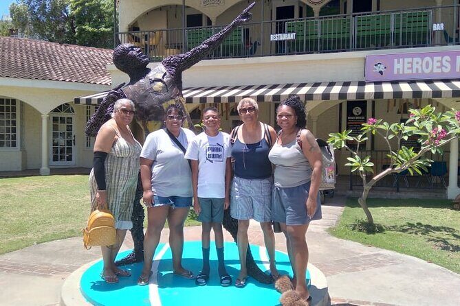 Private One-Way and Roundtrip Airport Transfer to Montego Bay Hotels - Price, booking timing, and group discounts