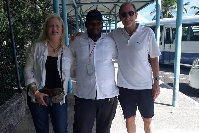 Private One Way or Roundtrip Transfers to Montego Bay Resort - Meeting in Montego Bay: Finding the Driver Without Stress