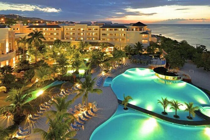 Private Round Trip Airport Transfer From Montego Bay Hotels - Meet the Driver: Why People Keep Praising This Service