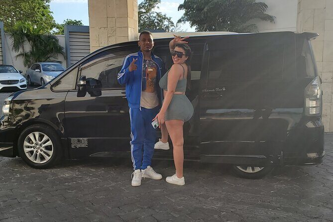 Private Round Trip Airport Transfer from Montego Bay to Negril - First win: landing in Montego Bay and not starting with chaos