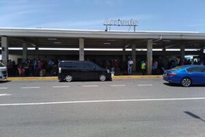 Private Round Trip Airport Transfer from Montego Bay to Ocho Rios - Finding Your Driver at MBJ: Name Board Meets Luggage Help