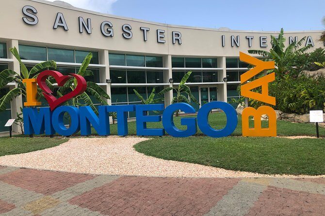 Private Round-trip MBJ Airport Transfer to Montego Bay Hotels - MBJ arrivals: pickup right at the airport exit