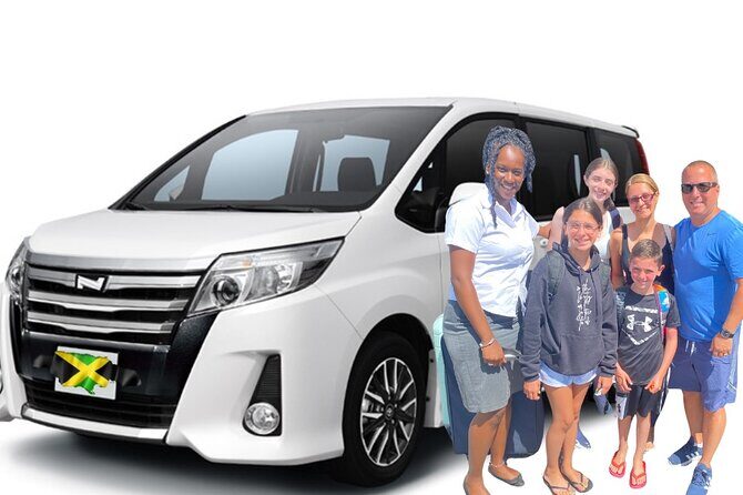 Private Roundtrip Airport Transfer to Resorts in Runaway Bay - The Door-to-Resort Ride to Runaway Bay (What It Feels Like)