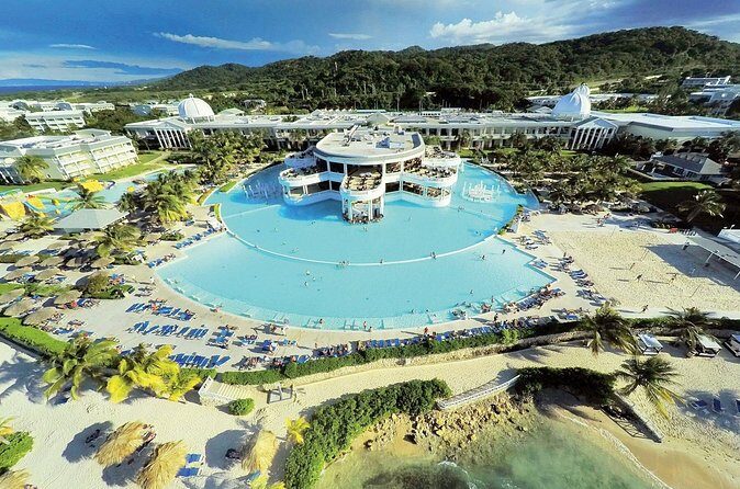 Private Sangster Airport Transfer to Grand Palladium Resort - Using Driver Time Well: More Than Just a Ride