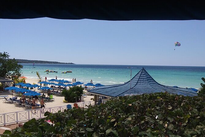 Private Tour Negril Beach and Rick's Cafe From Montego Bay - From Montego Bay to Negril: the real value of a private transfer