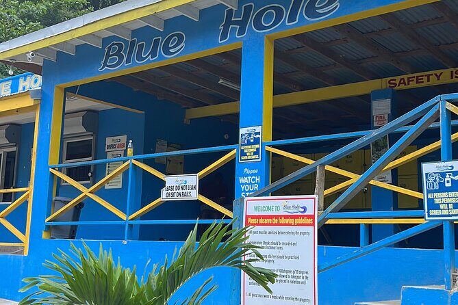 Private Tour to Dunns River and Blue Hole from Montego Bay - Stop 1: Dunn’s River Falls and Park (The 180-Foot Limestone Staircase)