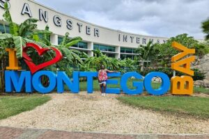 Private Transfer From Montego Bay Airport to Hotels in MontegoBay - The 15–20 Minute Drive to Your Hotel: Comfort + Momentum