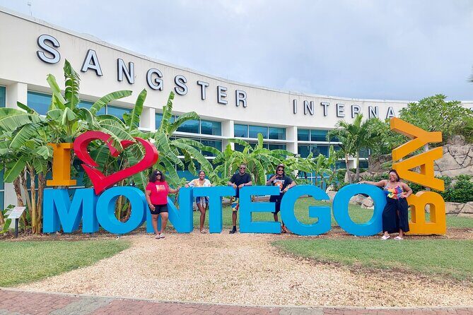 Private Transfer From Montego Bay Airport to Hotels in MontegoBay - Getting Driver Tips Without Getting Sold To