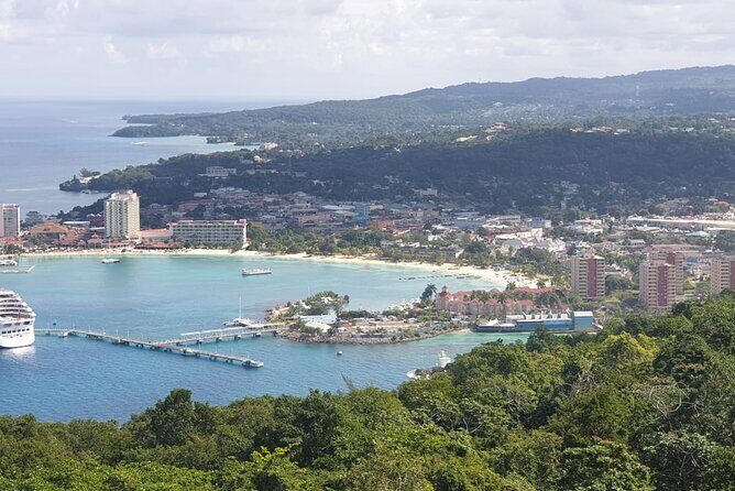 Private Transportation from Montego Bay to Mystic Mountain and Dunn's River Fall - Who This Transfer Works Best For