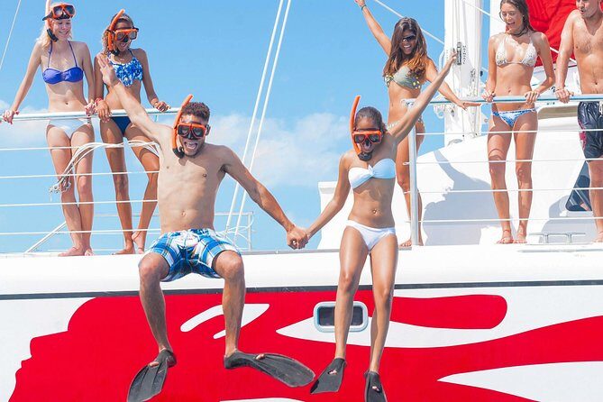 Reggae Family Catamaran Cruise From Montego Bay - Doctor’s Cave Beach snorkeling: where the action actually happens