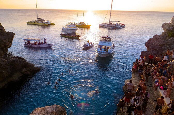 Rick's Cafe and 7 Mile Beach from Montego Bay - Safety and booking reality check
