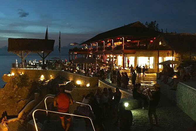 Rick's Café and Seven Mile Beach Private Tour - Key points to know before you go