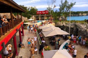 Rick's Café and Seven Mile Beach Private Tour - Comfort-first transport from Montego Bay
