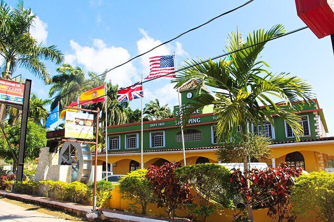 Ricks Cafe & Negril Highlights From Montego Bay - Stop 2: Negril Lighthouse and a Quick Dose of the Coast’s Story